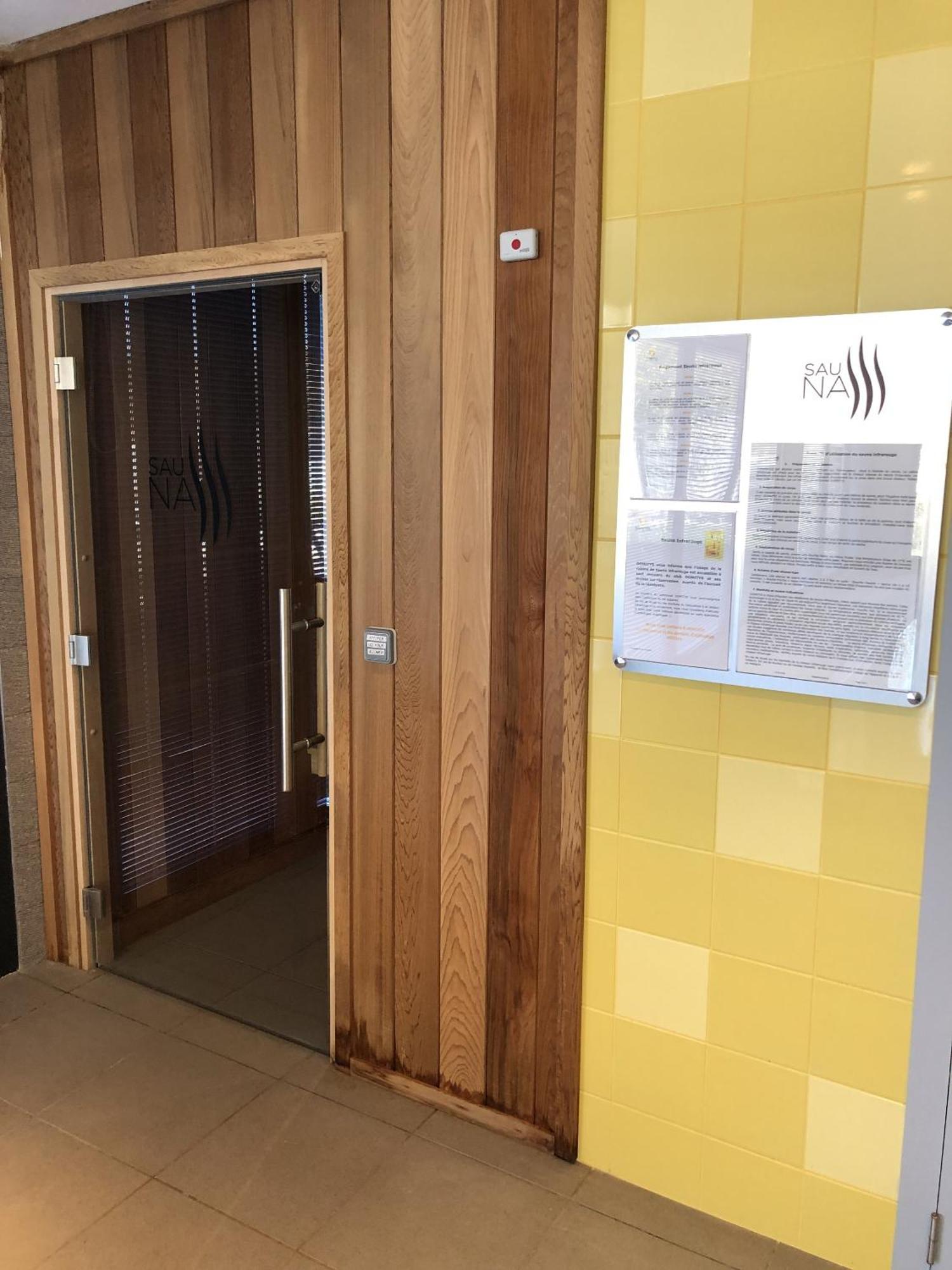 Domitys - Le Manoir Apartment Perignat-les-Sarlieve Exterior foto